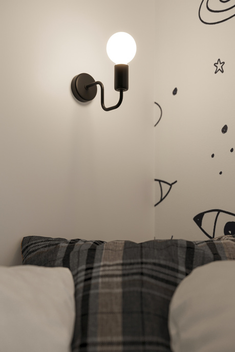 Kinkiet VECTOR czarny + 1X Żarówka LED E27 3000K 7W 760lm