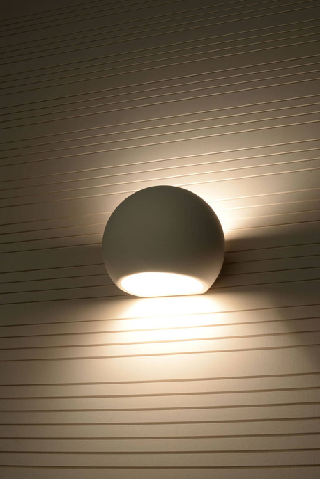 Kinkiet ceramiczny GLOBE biały + 1x Żarówka LED E27 3000K Ciepła 7,5W 620lm