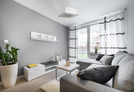 Żyrandol URANO 80 biały + 8x Żarówka LED E27 3000K Ciepła 7,5W 620lm